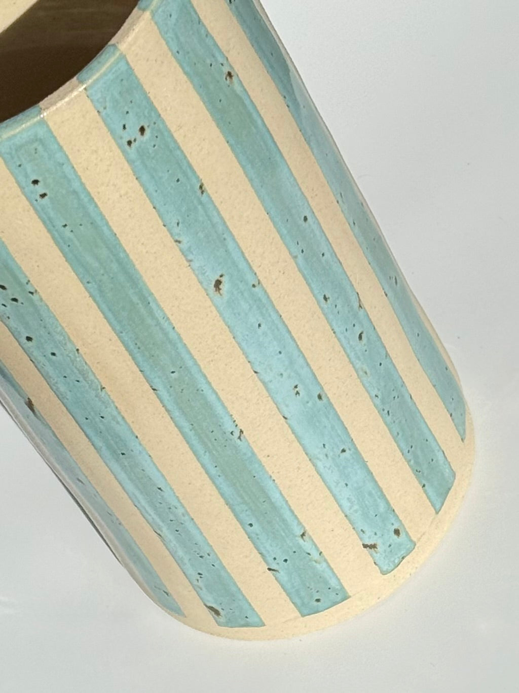 Handmade Striped Ceramic Vase - Cenote